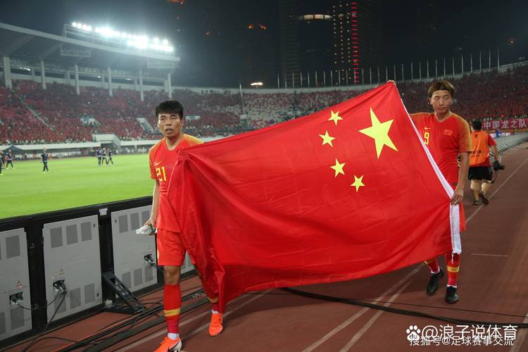 中国男足的年薪是多少，中国男足平均年薪